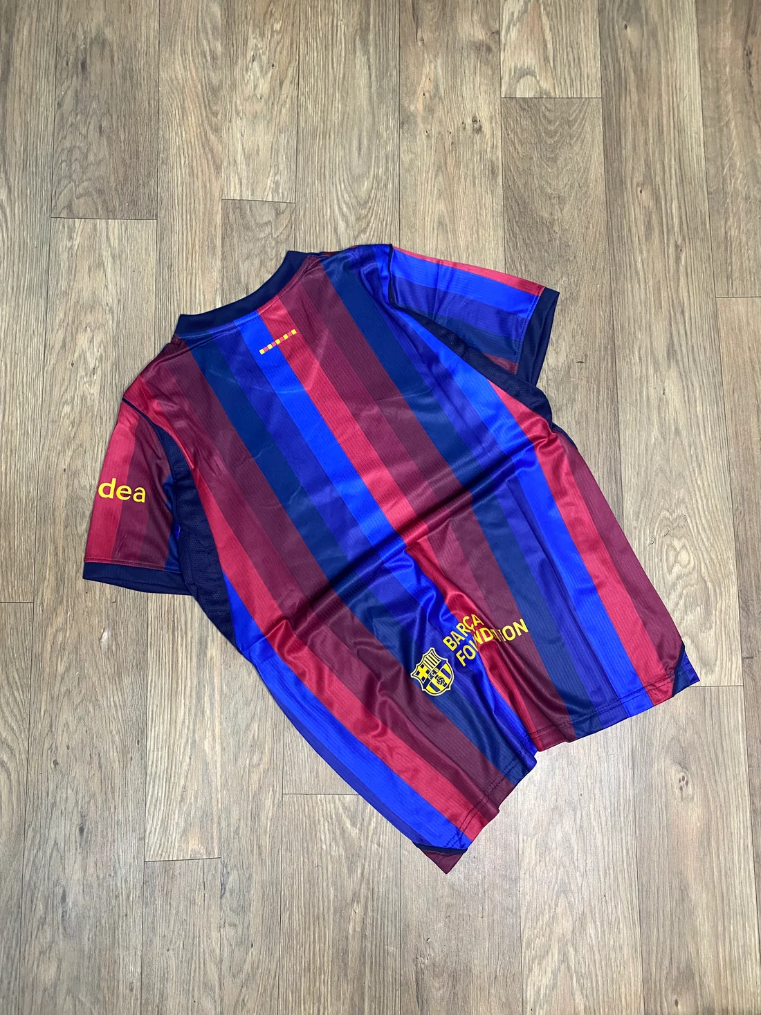 Barcelona 26-27 Home | Fan Version - Image 2